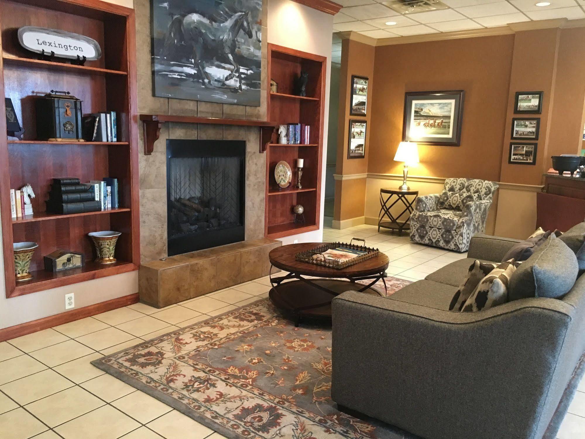 Inn On Broadway Downtown/Keeneland/Medical Center Lexington Exteriör bild