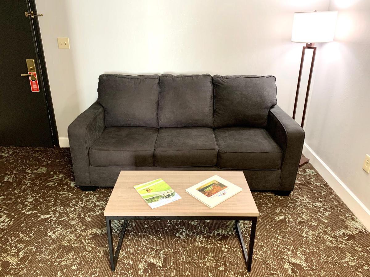 Inn On Broadway Downtown/Keeneland/Medical Center Lexington Exteriör bild